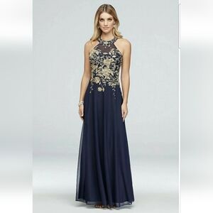 CACHET EMBROIDERED FLORAL HALTER GOWN NWOT SIZE 6 NAVY/GOLD